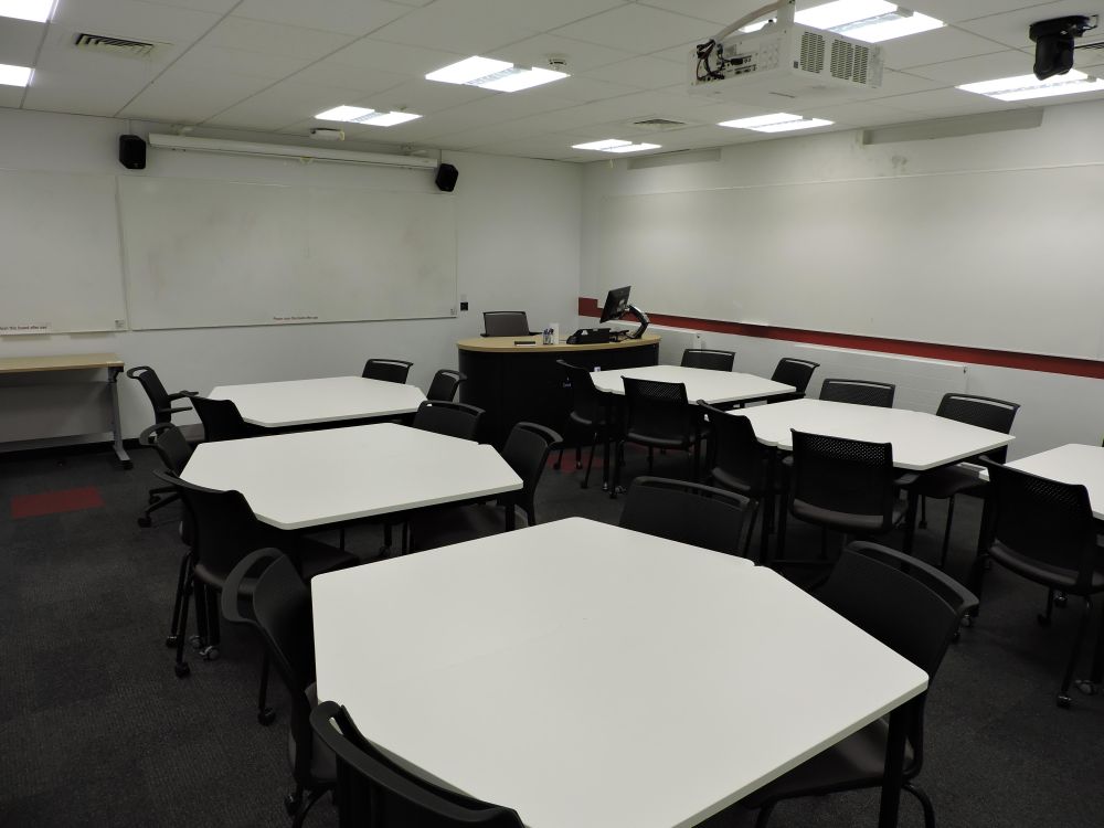 A room with tables