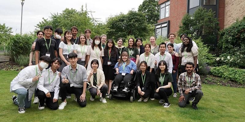 Group photo of a Leeds KAIST leadership programme cohort